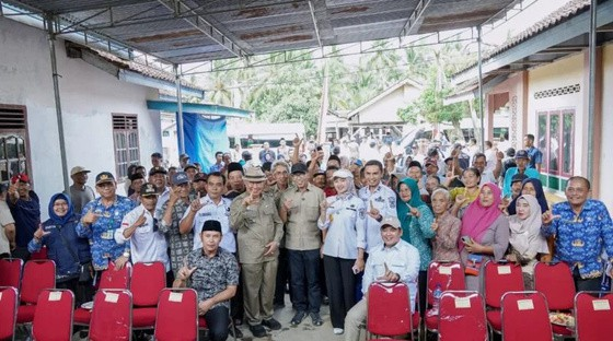 Gubernur Lampung Panen Padi dan Jagung Sekaligus Tinjau POC dan Bed Dryer di Tanggamus