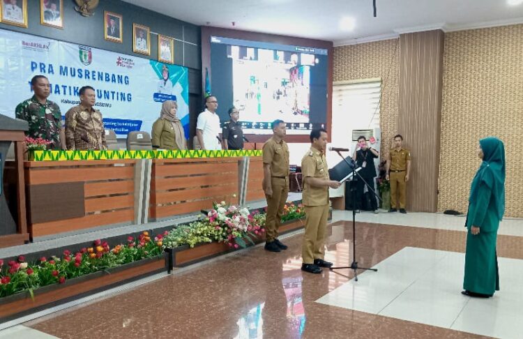 Rahayu Sri Astutik Riyanto Dikukuhkan Jadi Duta Peduli Stunting Kabupaten Pringsewu