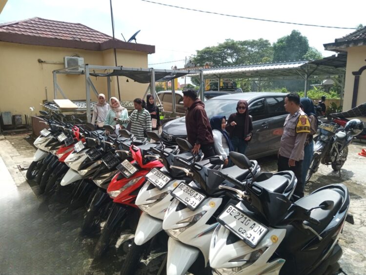 Usai Mudik Lebaran, Warga Mulai Ambil Kendaraan Titipan di Polres Pringsewu dan Polsek Jajaran