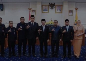 Tinjau Ruas Strategis di Jatimulyo, Gubernur Dorong Normalisasi Drainase dan Perbaikan Jalan