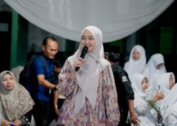 Hadir di Pondok Pesantren Hidayatul Mubtadiin Dayamurni, Wagub Jihan Nurlela Minta Doa Masyarakat agar Program Perbaikan Ruas Jalan Provinsi di Tubaba Berjalan Lancar