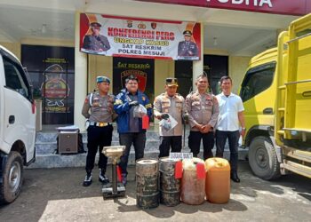 Polres Mesuji Ungkap Tindak Pidana Penimbunan BBM Bersubsidi, Sebanyak 4,2 Ton Solar Diamankan