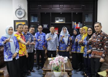 Sekdaprov Marindo Kurniawan Dukung Penuh 5 Inisiatif Strategis yang Dipaparkan Kepala Perwakilan BKKBN Provinsi Lampung Soetriningsih untuk Percepatan Pembangunan Keluarga Berkualitas dan Penurunan Stunting di Daerah