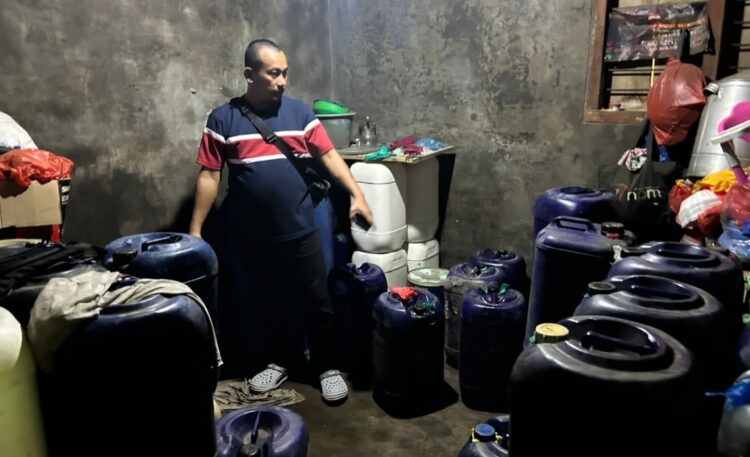 Polisi Ungkap Pengoplosan BBM Subsidi Di Sungkai Utara