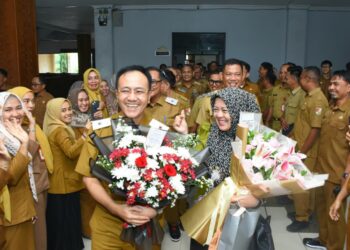 Mirza : Rencana Tuhan Lebih Sempurna, Kemarau Setahun Tidak Berjejak.