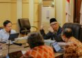 Gubernur Rahmat Mirzani Djausal Pimpin Langsung Rakor Pengendalian Inflasi, Beri Arahan 3 Sektor Penting: Infrastruktur dan Transportasi, Pendidikan, serta Stabilitas Harga