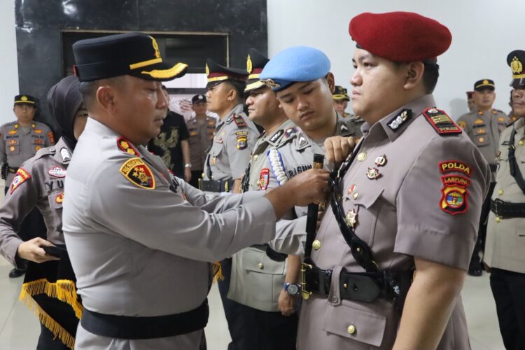 AKBP Muhammad Firdaus Pimpin Langsung Upacara Sertijab Pejabat Utama Polres Mesuji
