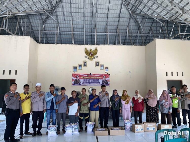 Gelar Jumat Curhat, Polres Mesuji Serap Aspirasi Masyarakat dan Salurkan Paket Sembako