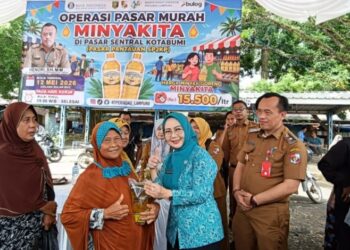 Pemkab Lampura Gelar Operasi Pasar Minyakita Serentak Selampung Utara