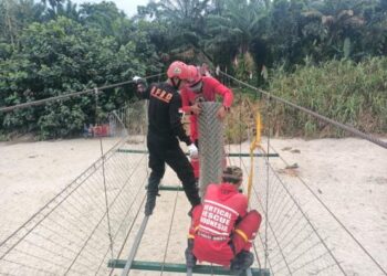 Prajurit TNI Rampungkan Renovasi Jembatan Gantung Garuda, Akses Desa Bandar Kuala Kembali Pulih