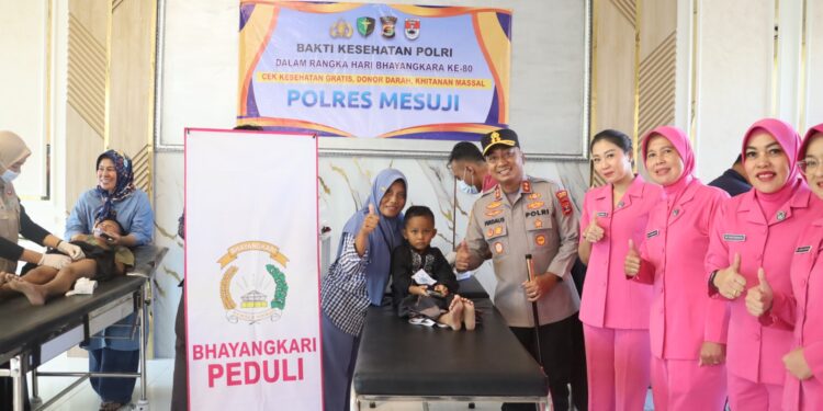 Meriahkan Hari Bhayangkara Ke-80, Polres Mesuji Hadirkan Kesehatan, Kesejahteraan dan Kebersamaan Bagi Rakyat