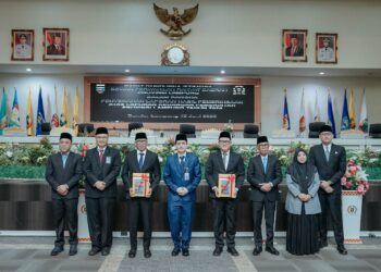 Hasil Kerja Keras Semua Pihak, Provinsi Lampung Kembali Raih Opini WTP, Gubernur Rahmat Mirzani Djausal Terima LHP atas Laporan Keuangan Tahun Anggaran 2025 yang Diserahkan BPK RI