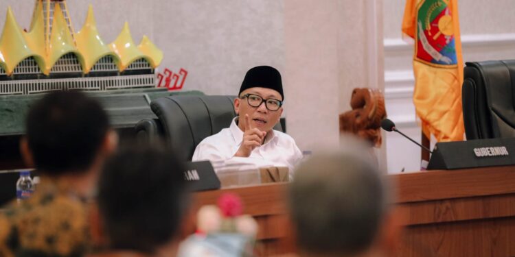 Gubernur Rahmat Mirzani Djausal Pimpin Rapat Pengembangan Ekonomi Daerah, Dorong Percepatan Pertumbuhan Ekonomi dan Dukung Target Pembangunan Nasional Menuju Indonesia Emas 2045