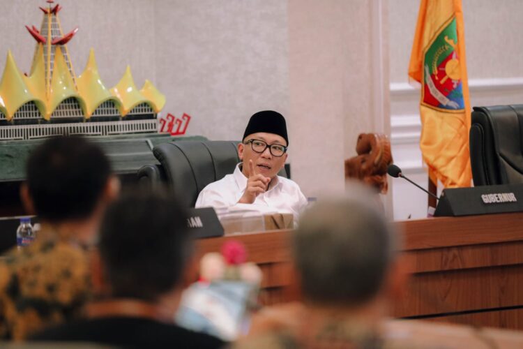 Gubernur Rahmat Mirzani Djausal Pimpin Rapat Pengembangan Ekonomi Daerah, Dorong Percepatan Pertumbuhan Ekonomi dan Dukung Target Pembangunan Nasional Menuju Indonesia Emas 2045