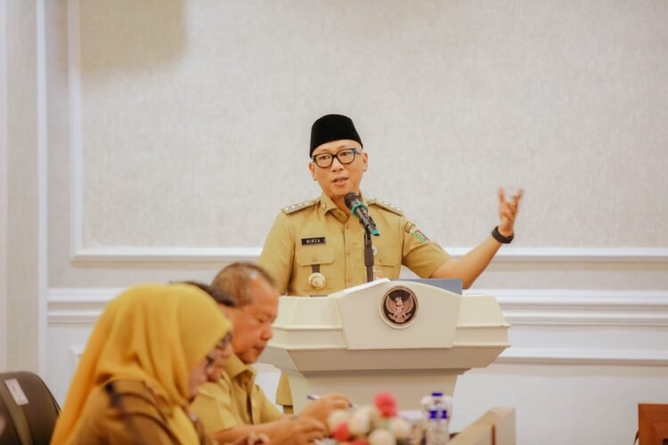 Gubernur Rahmat Mirzani Djausal Pimpin Rakor Sekda Kabupaten/Kota se-Provinsi Lampung, Perkuat Sinergi Membangun Daerah melalui Peningkatan Pemahaman Esensi Birokrasi dan Tata Kelola Pemerintahan
