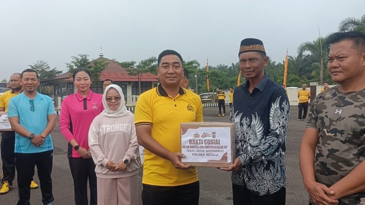 Polres Mesuji Gelar Olahraga Bersama Forkopimda, Lepas 500 Paket Sembako Bansos Untuk Masyarakat