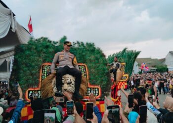 Pagelaran Budaya Meriahkan Hari Bhayangkara ke-80 di Pringsewu