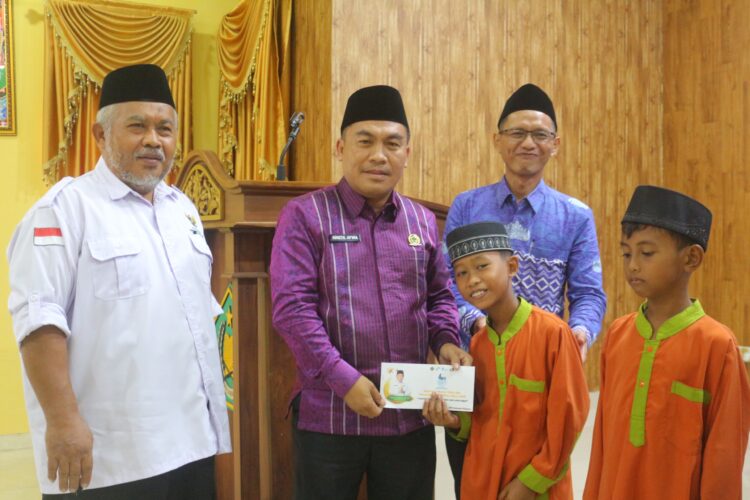 Kemenag Pringsewu Salurkan 175 Paket Santunan bagi Anak Yatim dan Penyandang Disabilitas