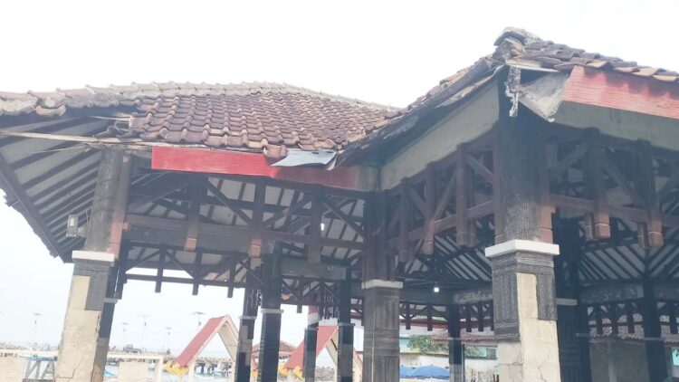 Aset Milik Disparbud Lamsel terbengkalai, warga Tejang Pulau Sebesi pertanyakan Kinerja Kepala Dinas