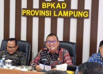 Rapat Evaluasi Raperda, Sekda : Siap Tindaklanjuti Rekomendasi Tim Evaluator