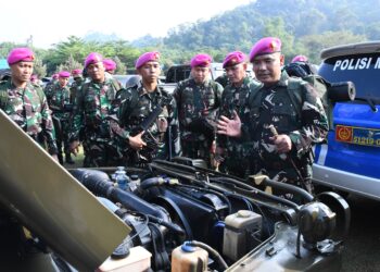 Danbrigif 4 Mar/BS Tekankan Soliditas dan Karakter Prajurit “JAWARA“ pada Apel Gabungan di Lampung