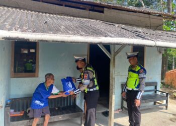 Wujud Kepedulian Sesama, Satlantas Polres Mesuji Gelar Tasi Berkah Untuk Warga Kurang Mampu