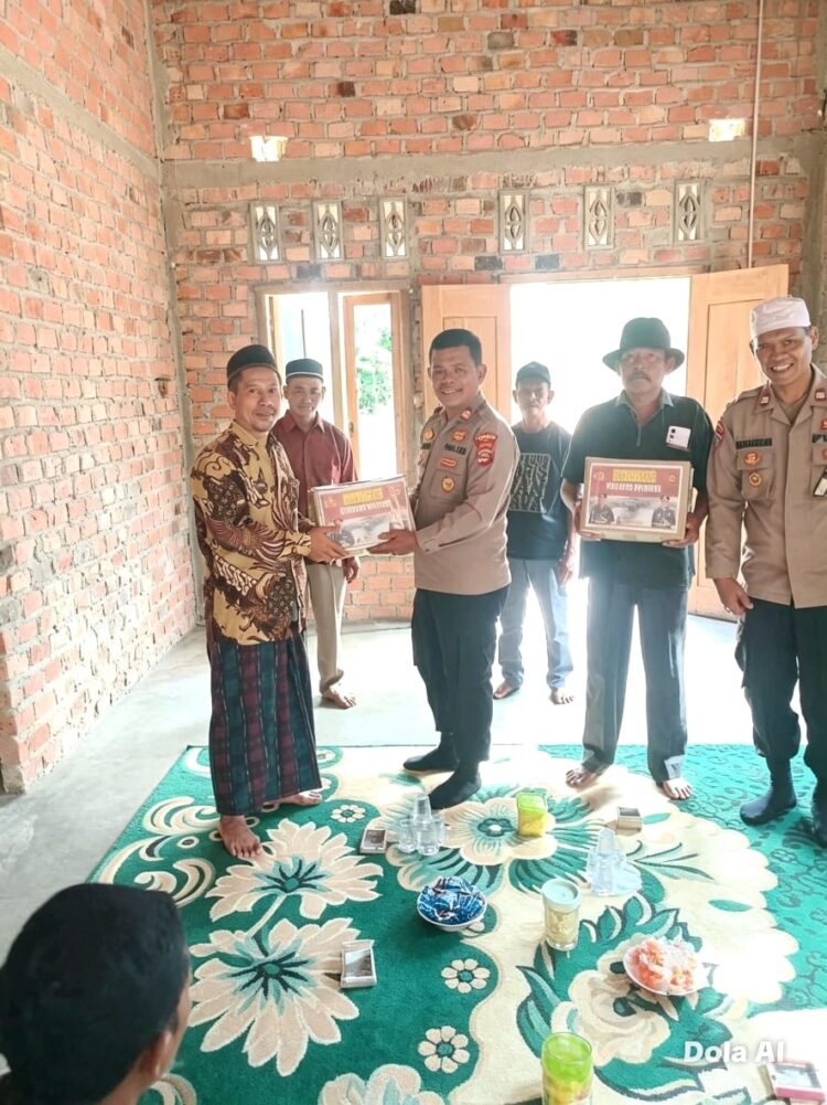 Satbinmas Polres Mesuji Lakukan Sambang Binluh di Ponpes Alhidayah