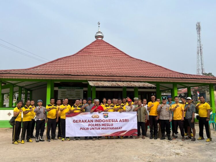 Wujudkan Lingkungan Bersih, Jajaran Polres Mesuji Kembali Laksanakan Gerakan Indonesia Asri