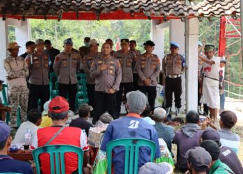 Renovasi Jembatan Gantung Bumi Arum Rampung, Ditutup Makan Bersama dan Santunan