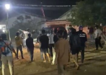 Baku Tembak Di Lampura 1 Tewas 3 Polisi Luka