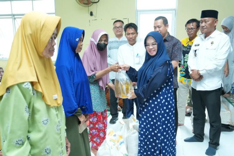 Pastikan Penyaluran 800 Ribu Ton Beras Bapang Tepat Sasaran, Elfianah Bentuk Tim Seluruh Kecamatan