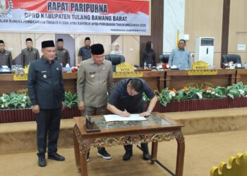 DPRD Sepakati Raperda APBD-P 2026, Busroni : Kita Terus Lakukan Pengawasan.