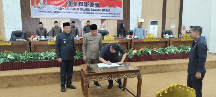 DPRD Sepakati Raperda APBD-P 2026, Busroni : Kita Terus Lakukan Pengawasan.
