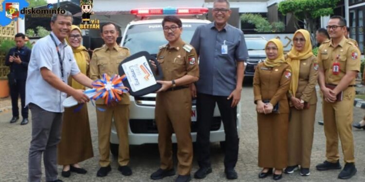 Lagi…Pemkab Lampura Terima Bantuan Mobil Ambulance Dari Bank Lampung