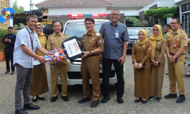 Lagi…Pemkab Lampura Terima Bantuan Mobil Ambulance Dari Bank Lampung