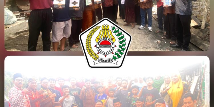 Keluarga Besar Pujakesuma Lambar: Serahkan Donasi Kitab Suci Al-Qur’an Ke TPA Sunan Bonang