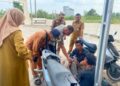 Meresahkan Masyarakat, Kasubsektor Bersama Camat RJU Jemput dan Tangani ODGJ