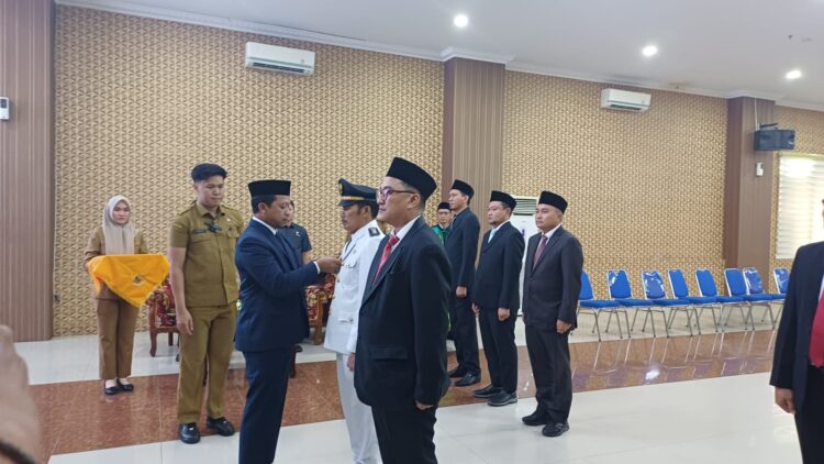Bupati Riyanto Lantik Delapan Pejabat Administrator Pringsewu, Tekankan Kejujuran dan Kerja Nyata
