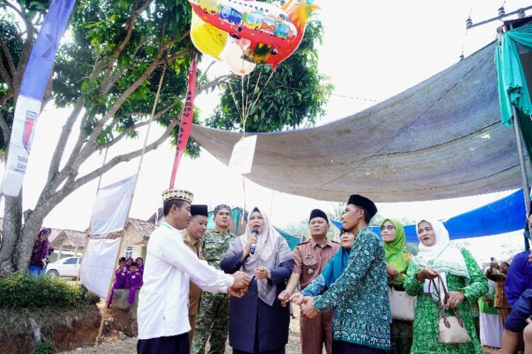 Wabup Umi Laila Buka Rangkaian Peringatan Hari Santri 2026 di Pringsewu