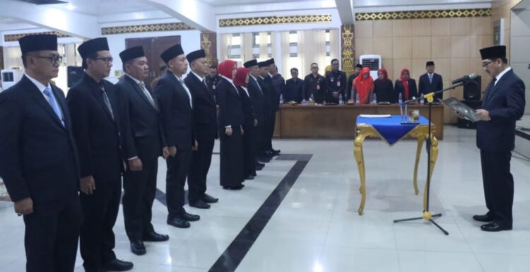 Bupati Lantik 10 Pejabat Eselon II Di Pemerintahan Kabupaten Lampung Utara